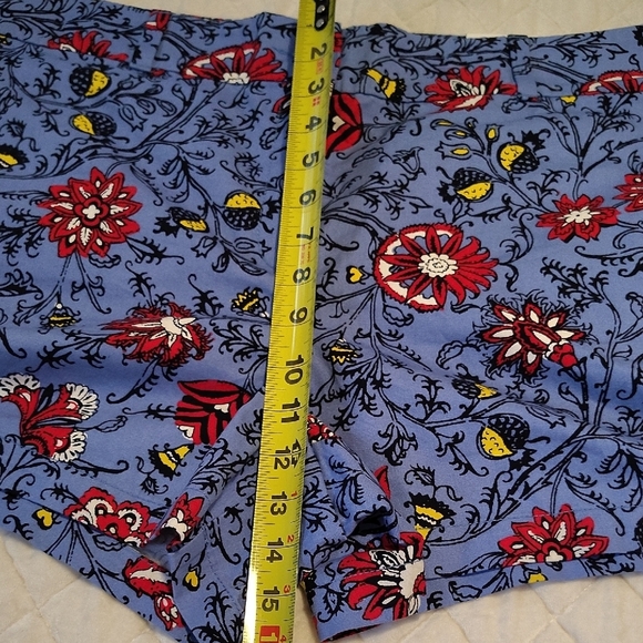 Womens,LOFT Floral Patterned High Waist Shorts - Blue and Red ,Size 18.New. - Picture 11 of 14